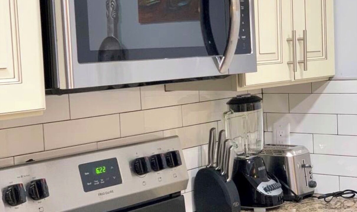 Photo of Kitchen in Doctors Inlet
