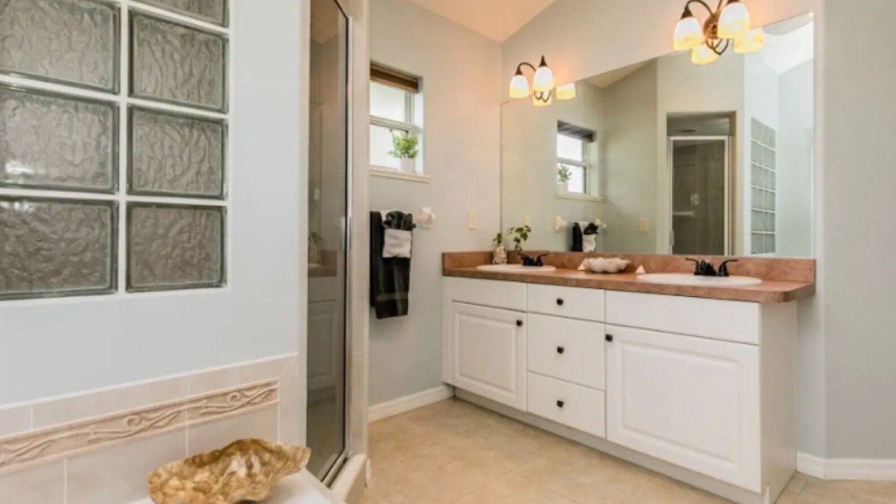 Photo of Bathroom in Sebastian Highlands