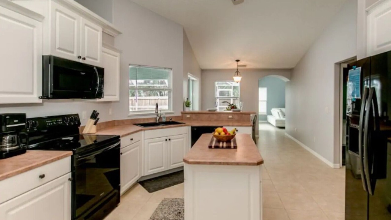 Photo of Kitchen in Sebastian Highlands