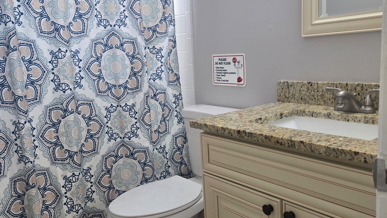 Photo of Bathroom in Highland Garden