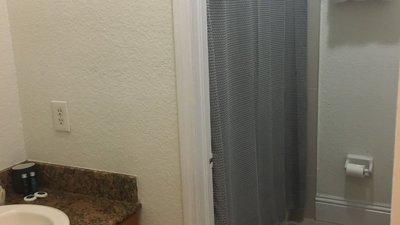 Photo of Bathroom in Miami Lakes