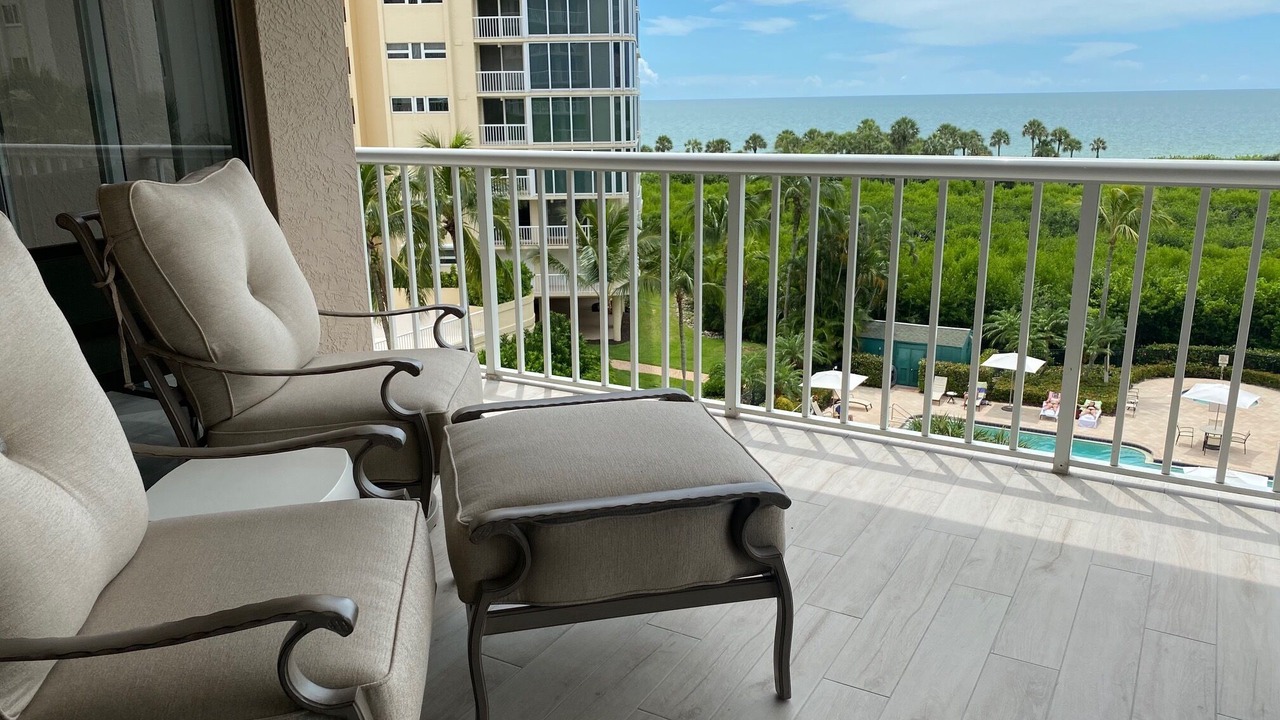 Photo of Outdoor in Park Shore