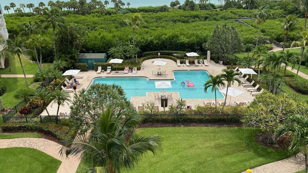 Photo of Outdoor in Park Shore