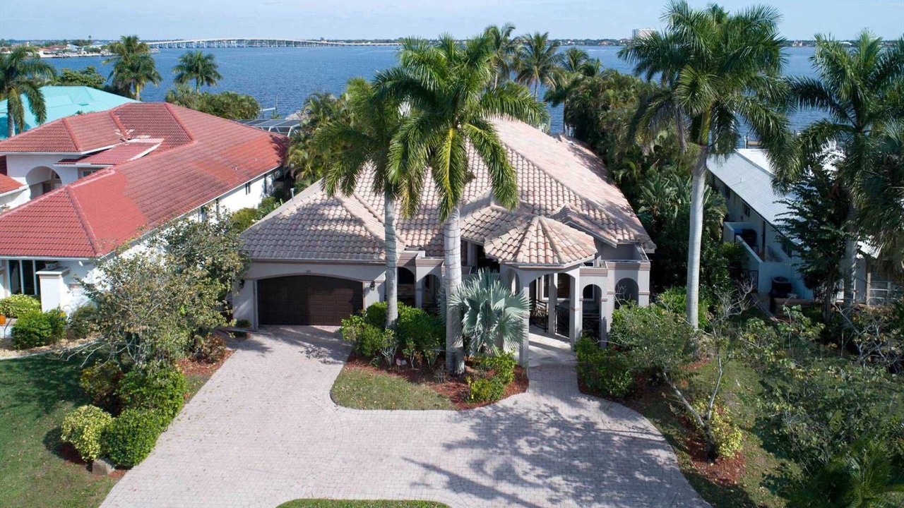 Photo of Outdoor in Yacht Club