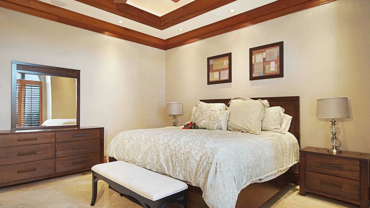 Photo of Bedroom in Yacht Club
