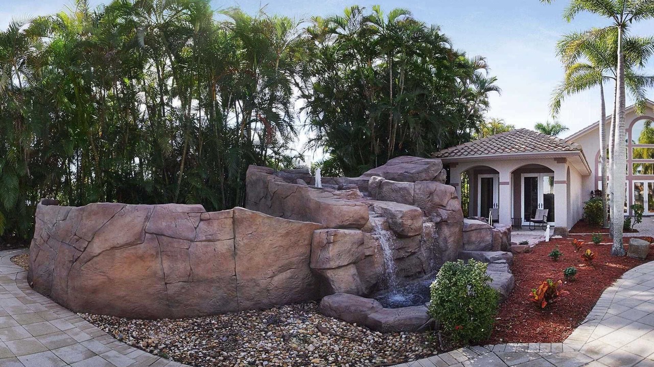 Photo of Outdoor in Yacht Club