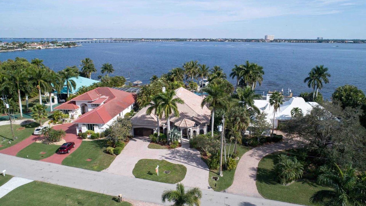 Photo of Outdoor in Yacht Club