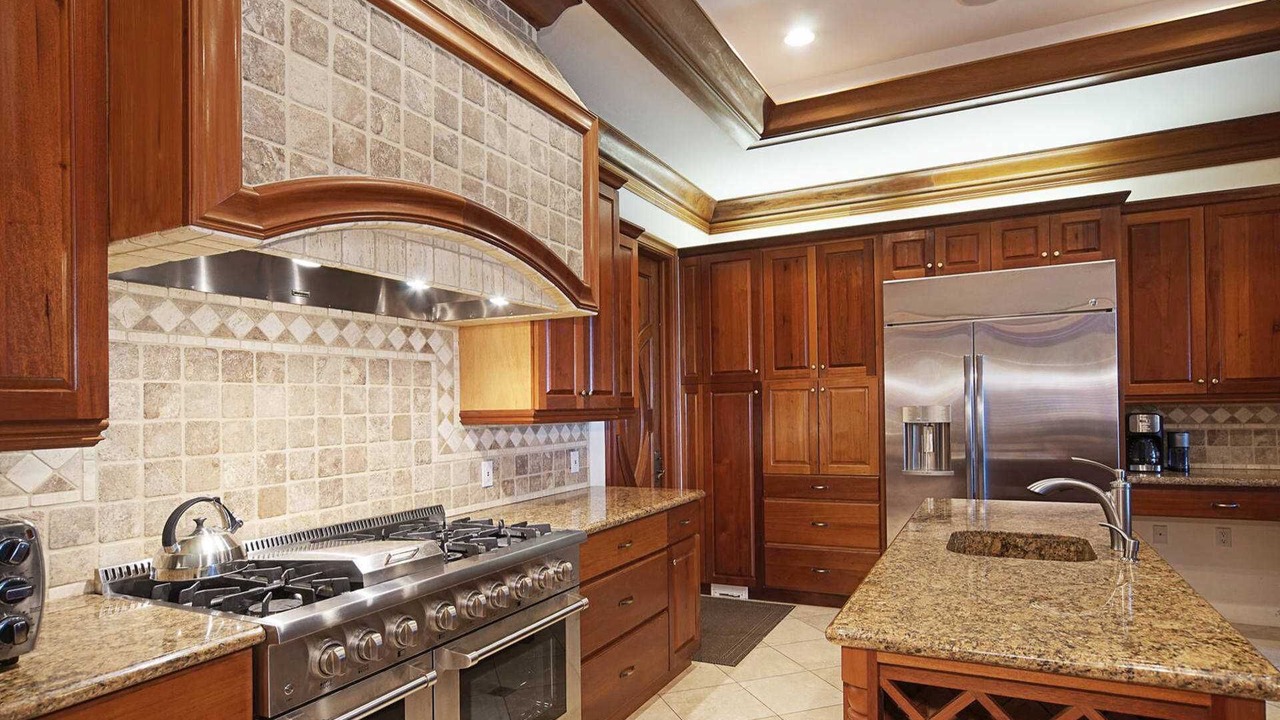Photo of Kitchen in Yacht Club