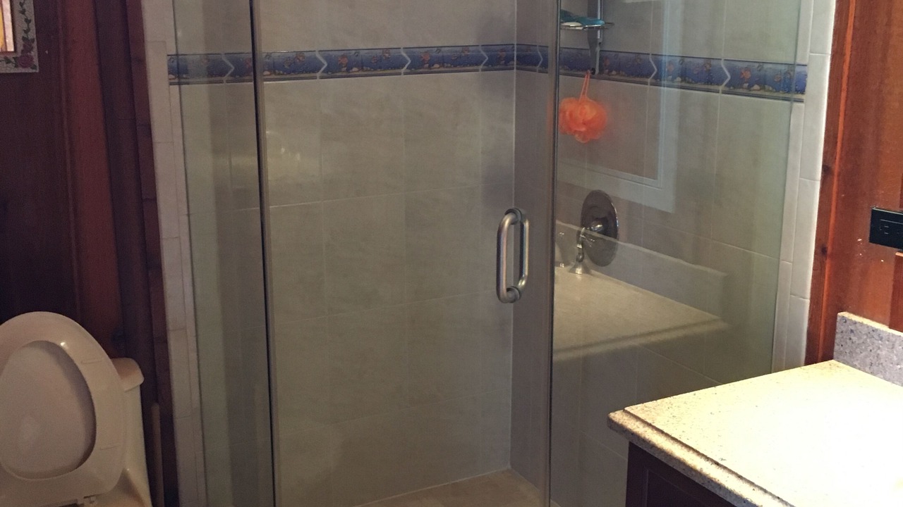 Photo of Bathroom in Islamorada