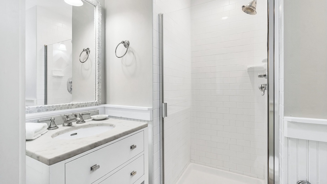 Photo of Bathroom in Cottage District