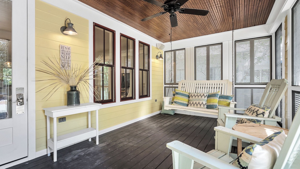 Photo of Patio Balcony in Cottage District
