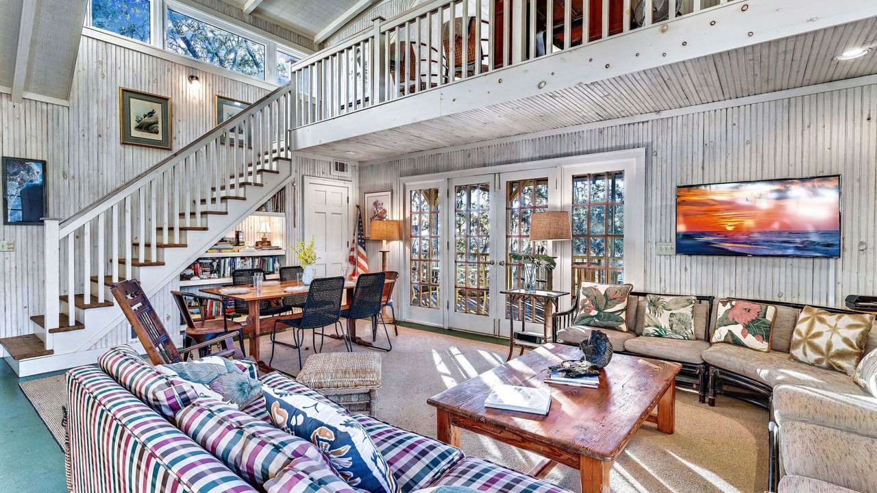 Photo of Livingroom in Eastpoint