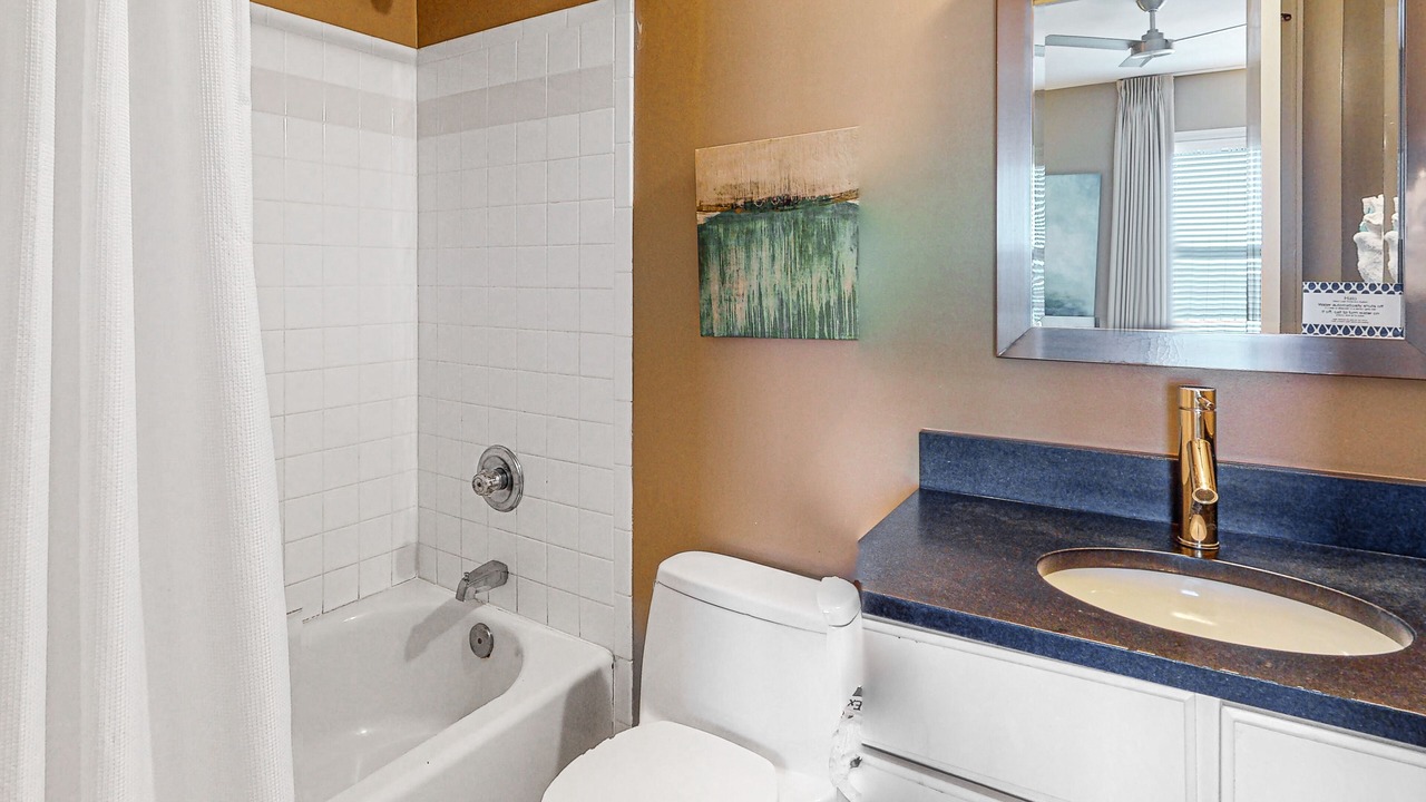 Photo of Bathroom in Navarre Beach