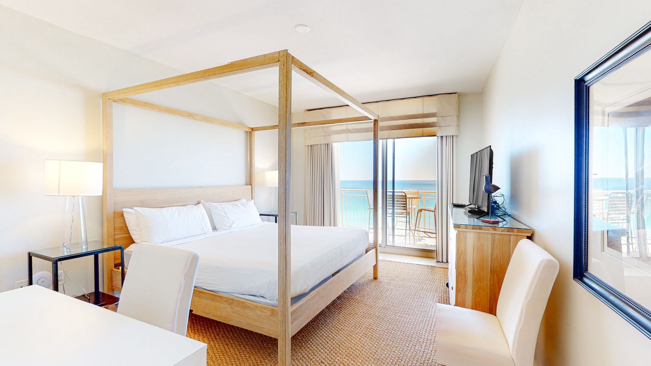 Photo of Bedroom in Navarre Beach