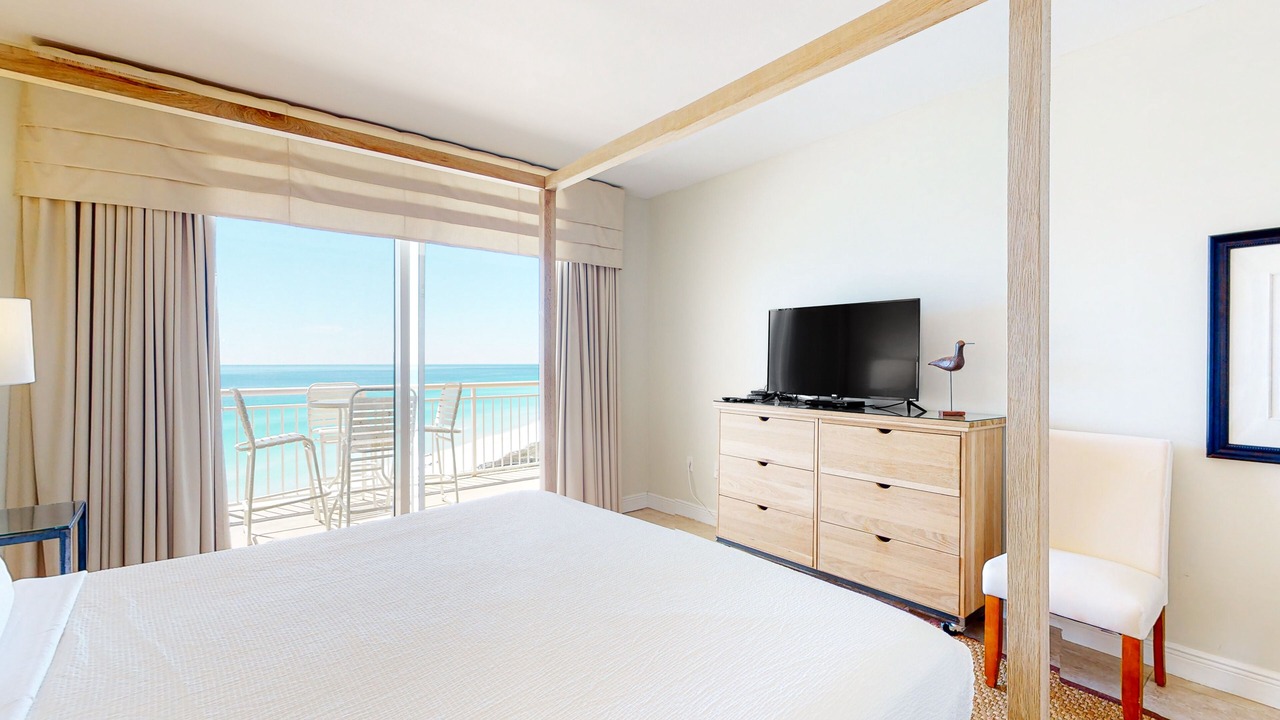 Photo of Bedroom in Navarre Beach
