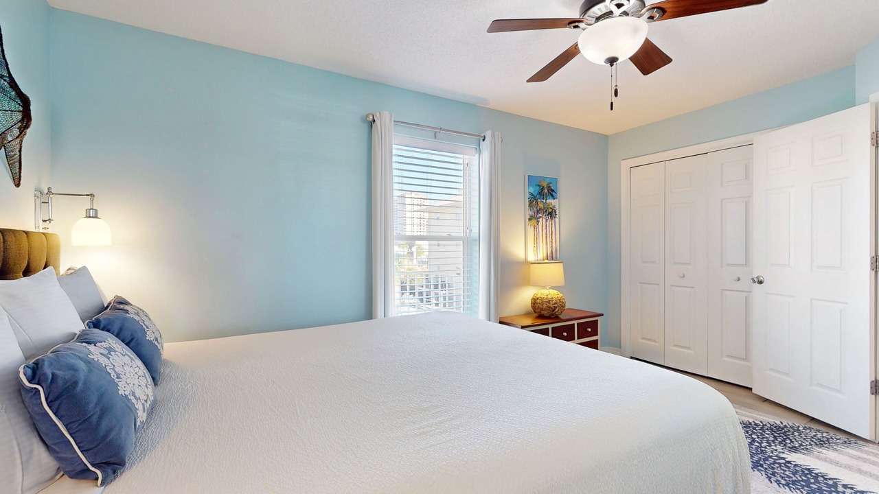 Photo of Bedroom in Navarre Beach