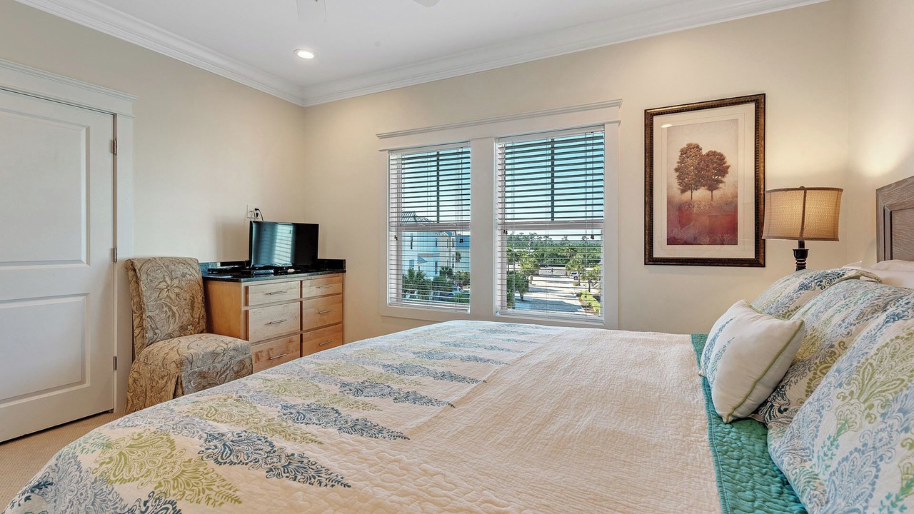 Photo of Bedroom in Orange Beach