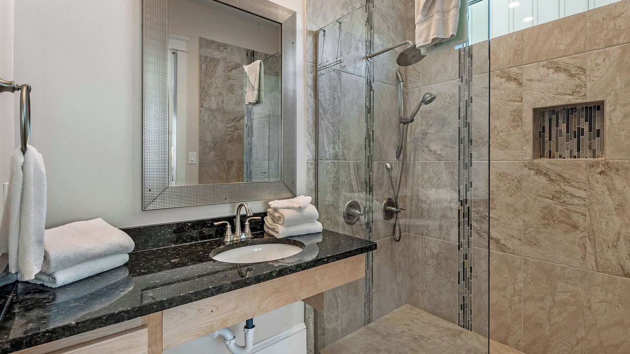 Photo of Bathroom in Orange Beach
