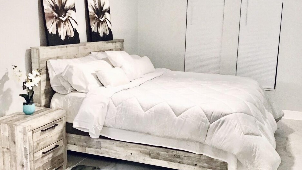 Photo of Bedroom in Somerset Lakes