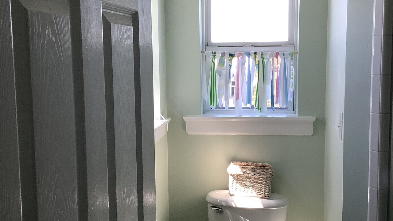 Photo of Bathroom in Alligator Point