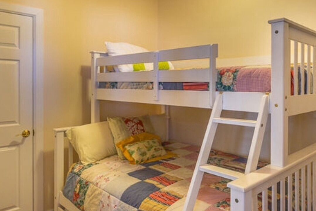Photo of Bedroom in Alligator Point
