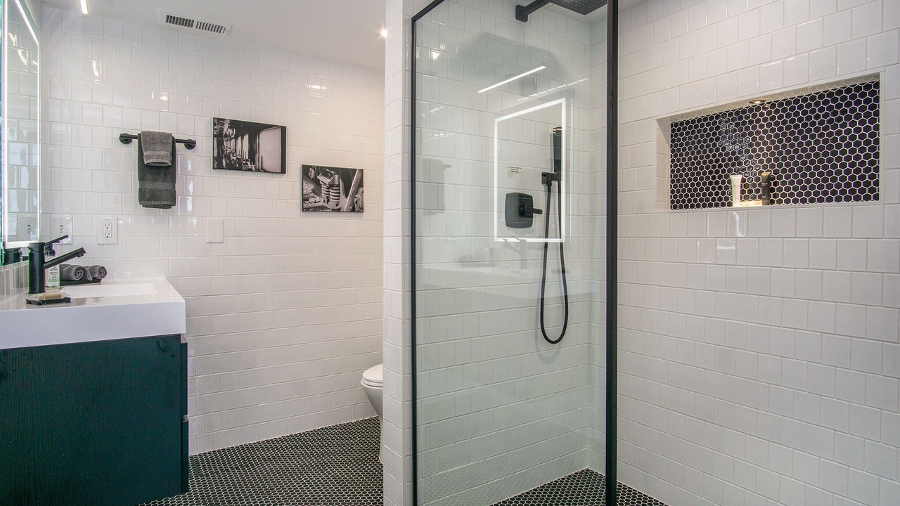 Photo of Bathroom in Central City