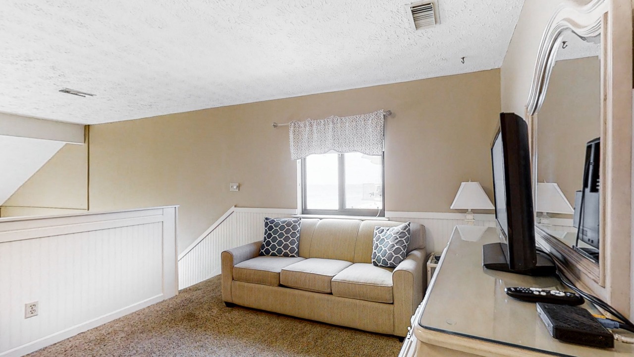 Photo of Livingroom in Crystal Beach