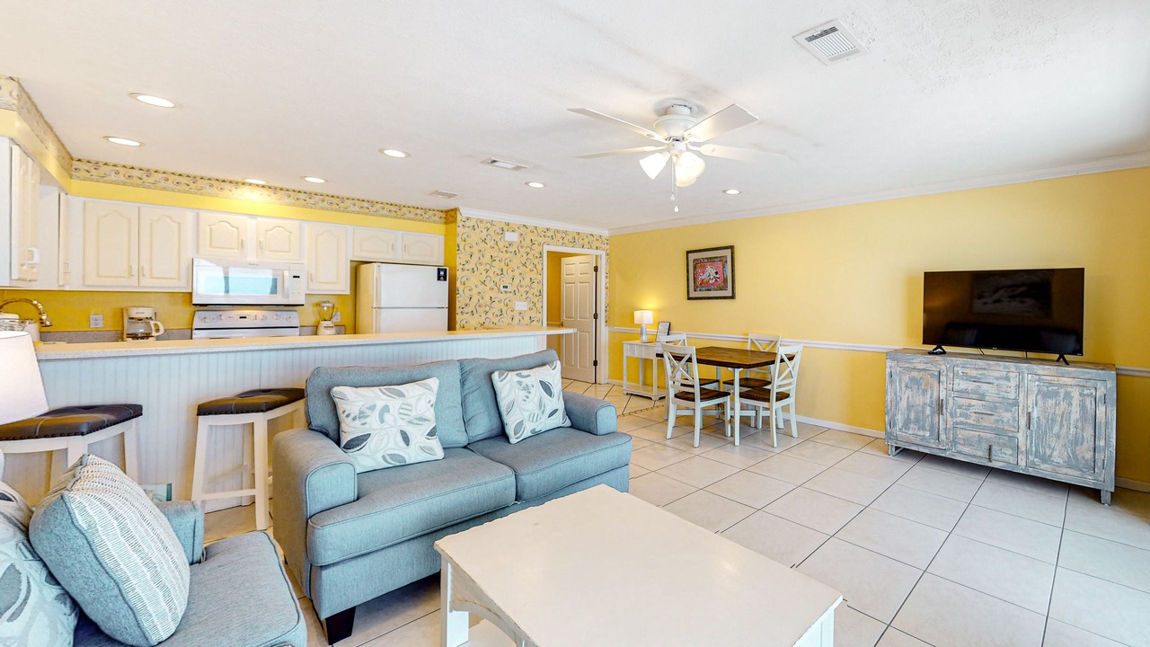 Photo of Livingroom in Crystal Beach