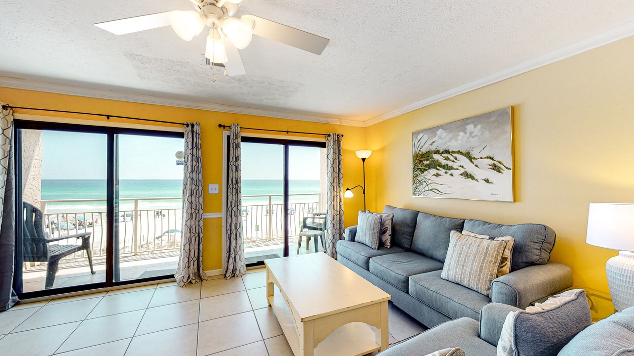 Photo of Livingroom in Crystal Beach