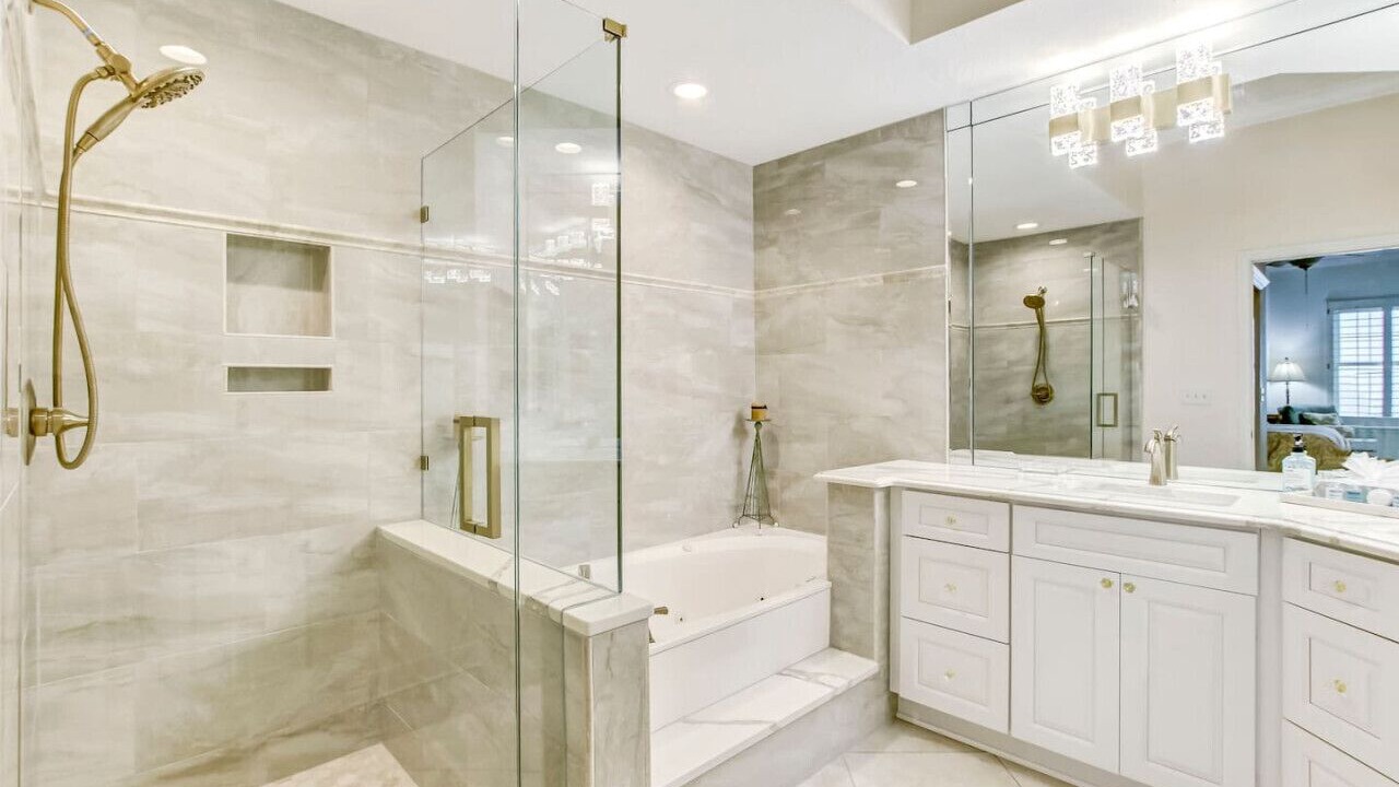 Photo of Bathroom in Amelia City