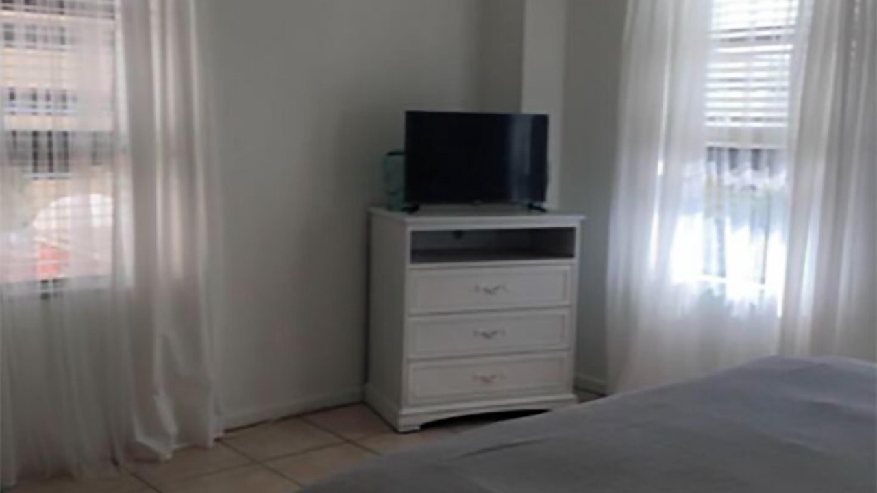 Photo of Bedroom in Hollywood