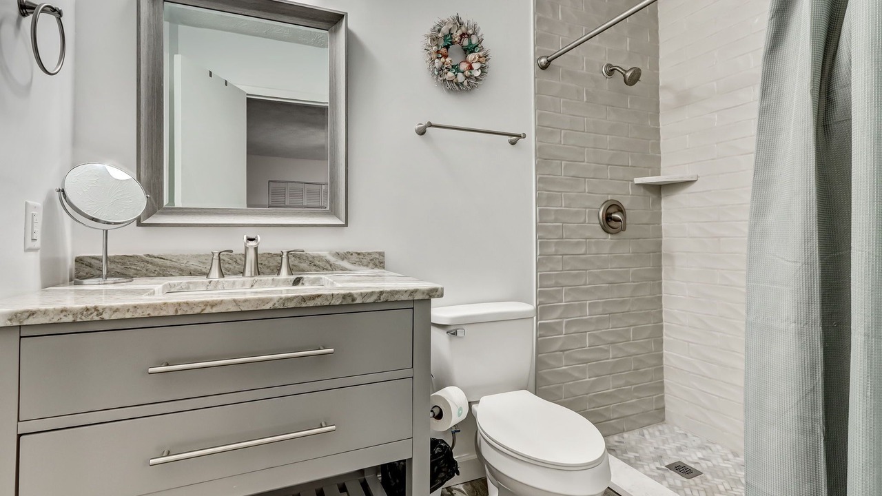 Photo of Bathroom in Fernandina Beach