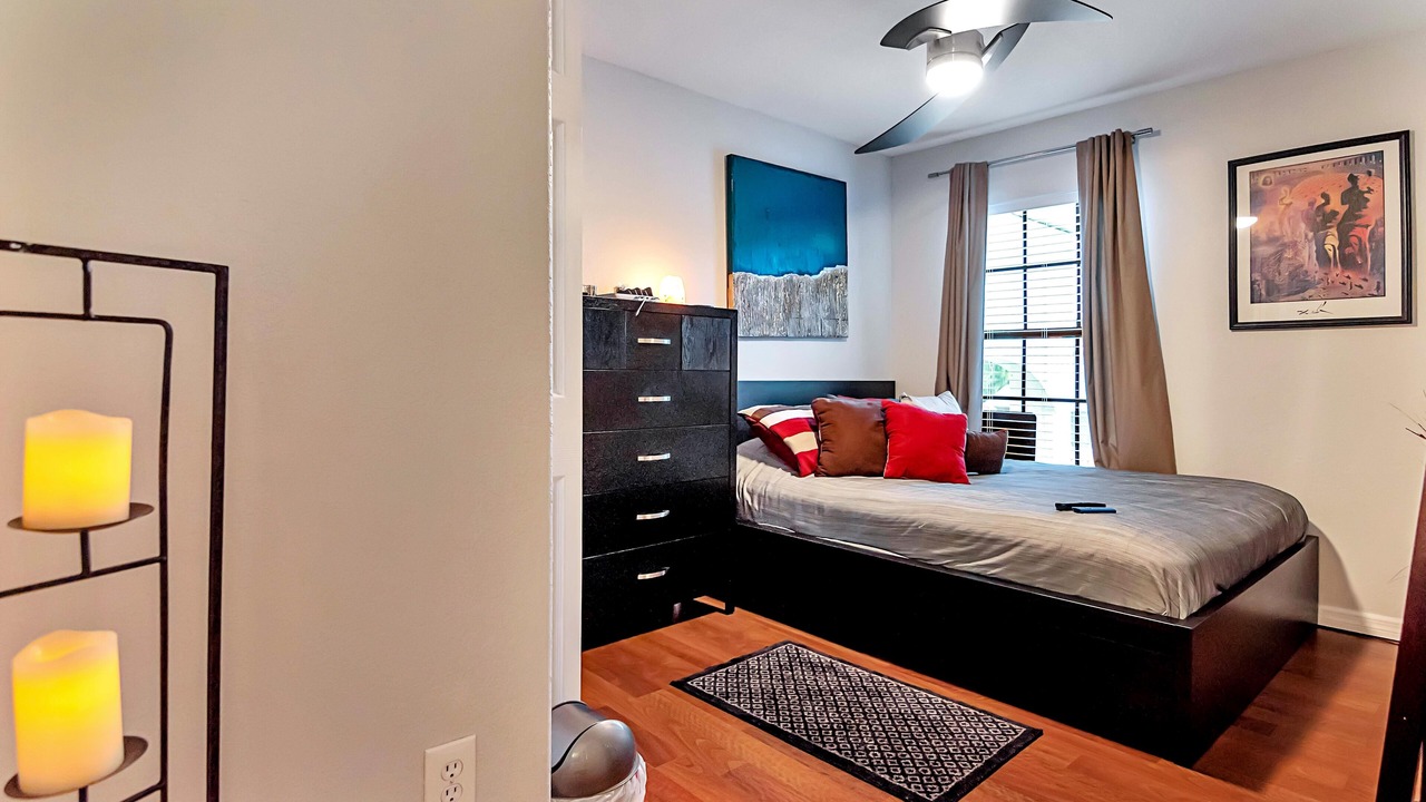 Photo of Bedroom in Tropic