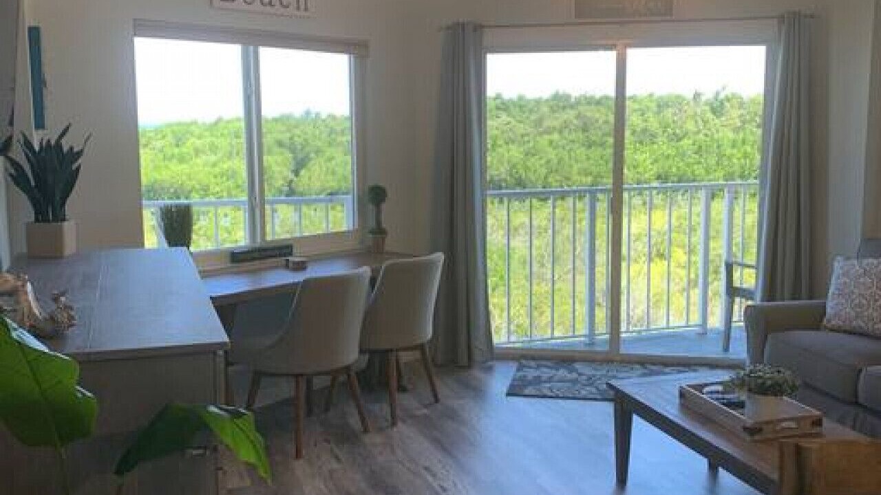 Photo of Livingroom in Tavernier