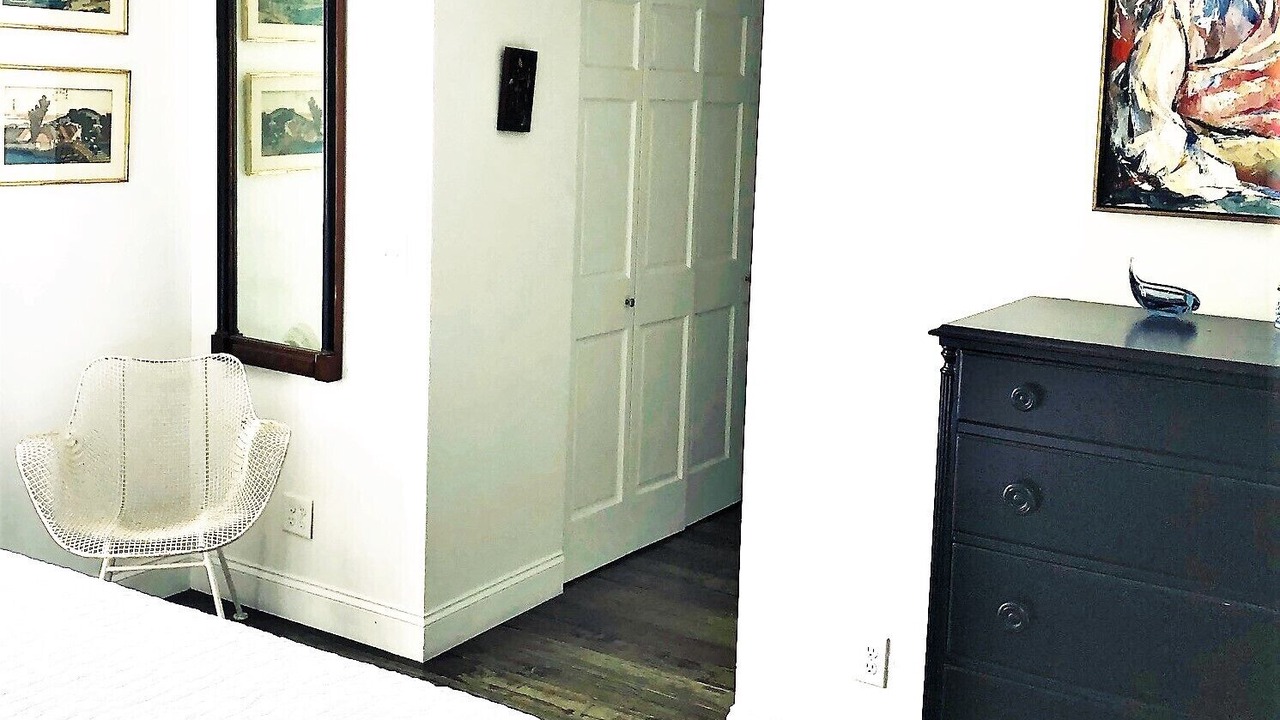 Photo of Bedroom in Central Business District