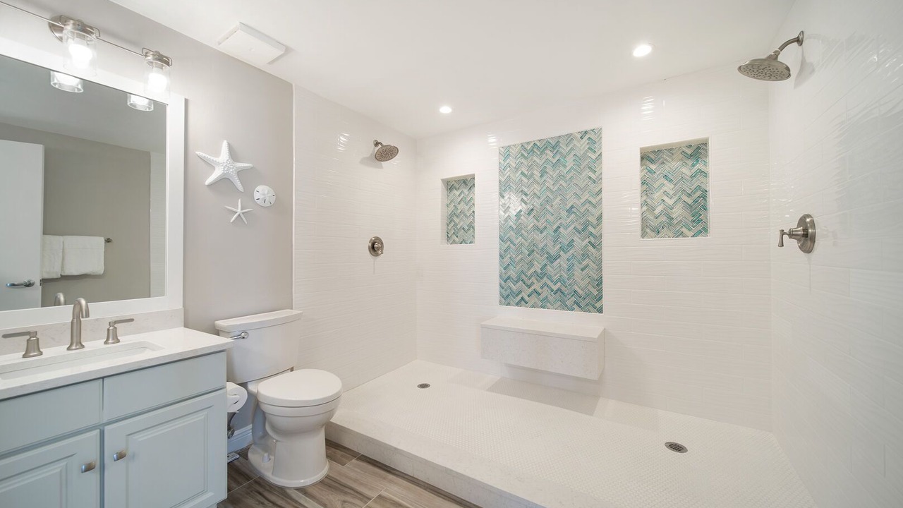 Photo of Bathroom in Navarre Beach