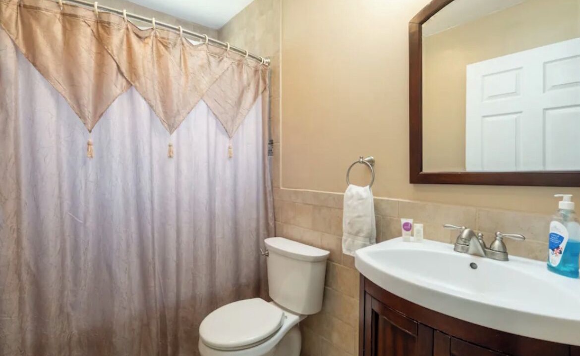 Photo of Bathroom in Northside