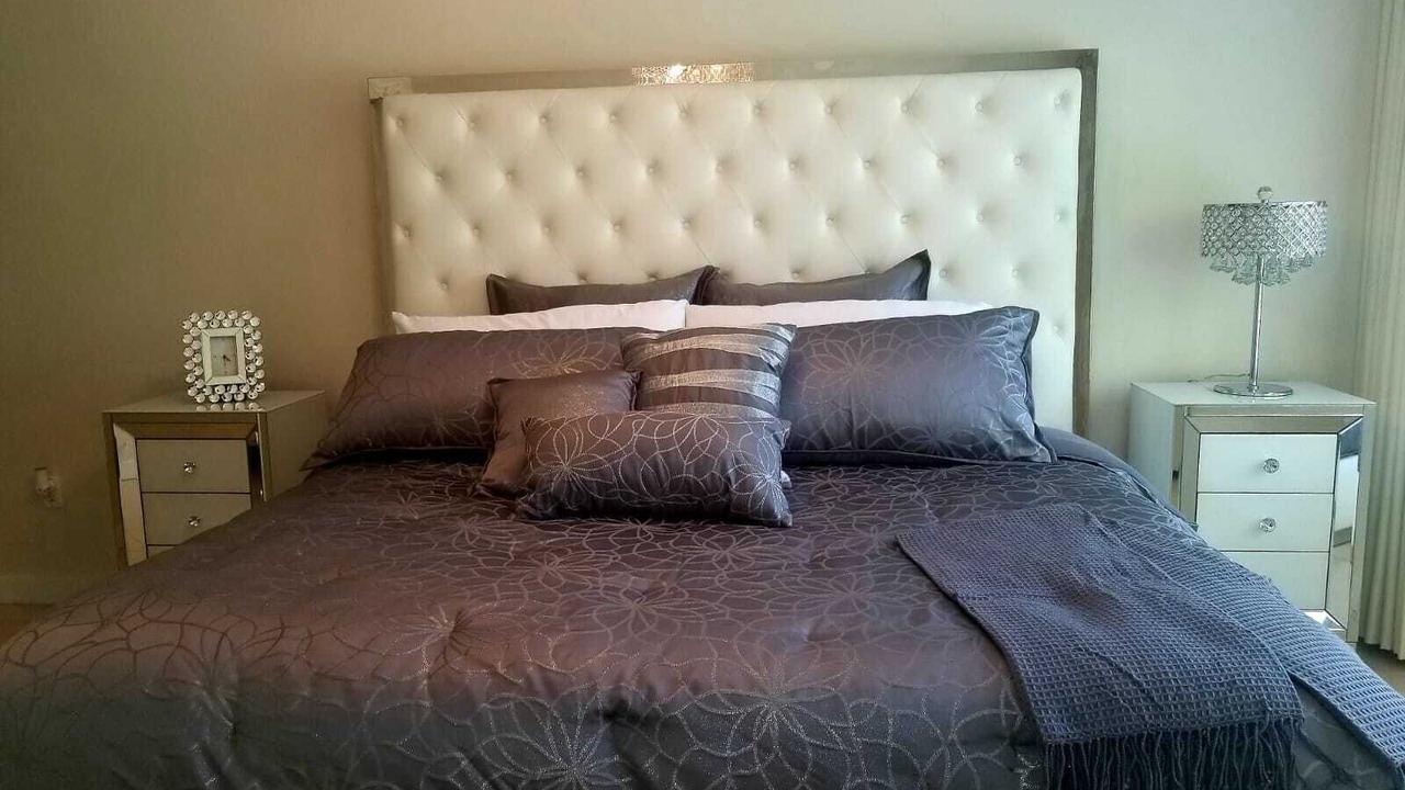 Photo of Bedroom in Ludlam