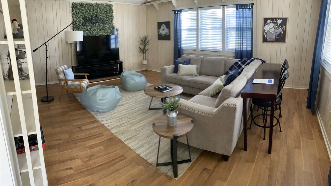 Photo of Livingroom in Crawfordville