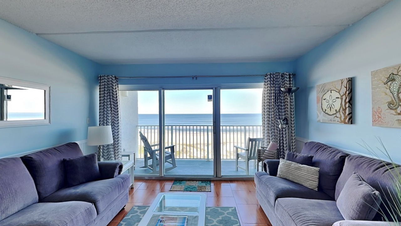 Photo of Livingroom in Jacksonville Beach