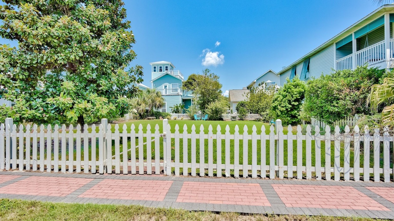 Photo of Others in Crystal Shores