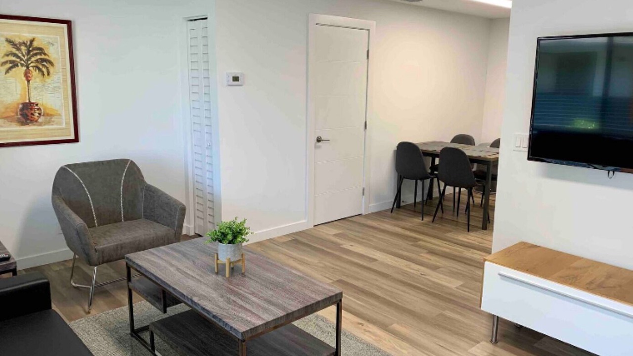 Photo of Livingroom in Harbordale