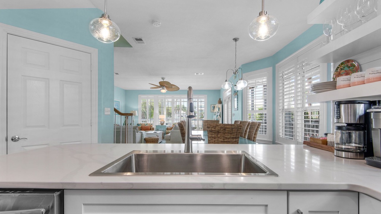 Photo of Bedroom in Crystal Shores