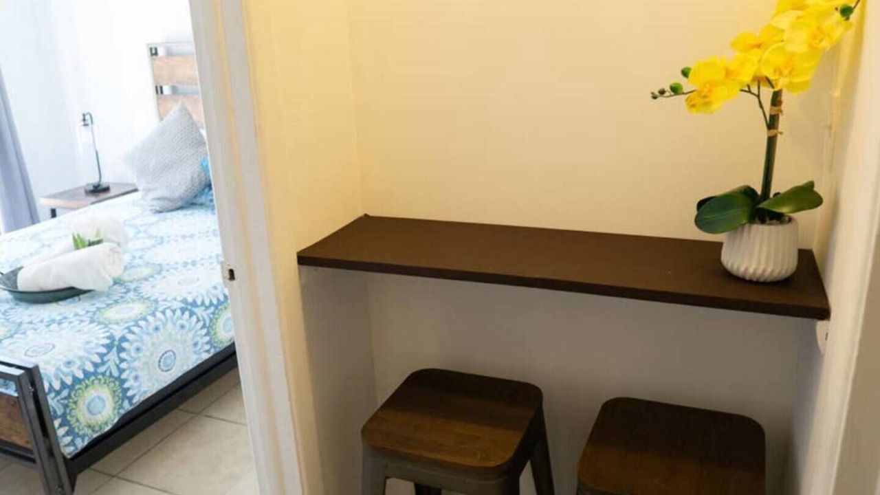 Photo of Bedroom in Carver City - Lincoln Gardens