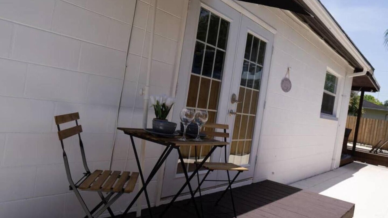 Photo of Outdoor in Carver City - Lincoln Gardens