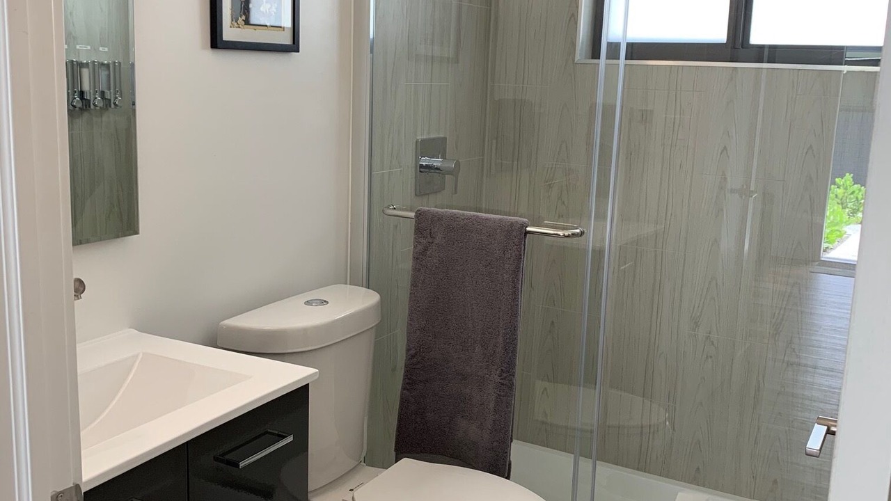 Photo of Bathroom in Harbordale