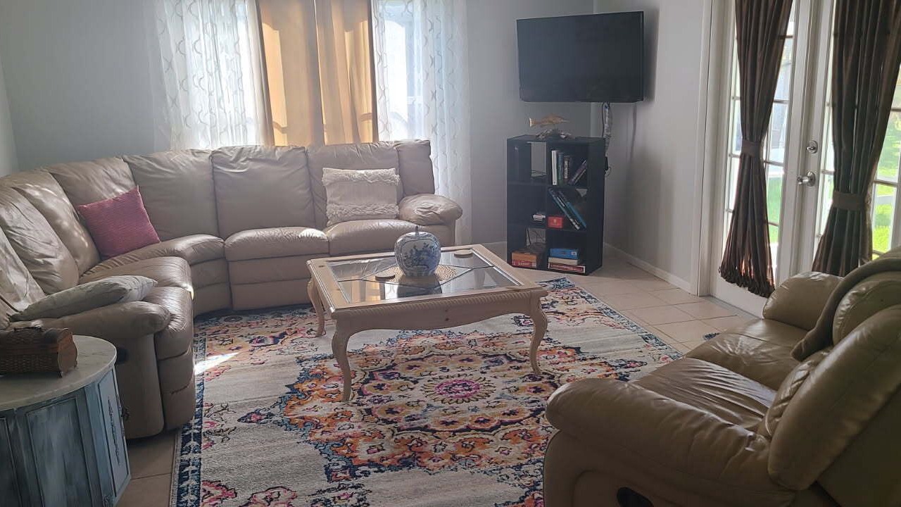 Photo of Livingroom in Buckhead Ridge
