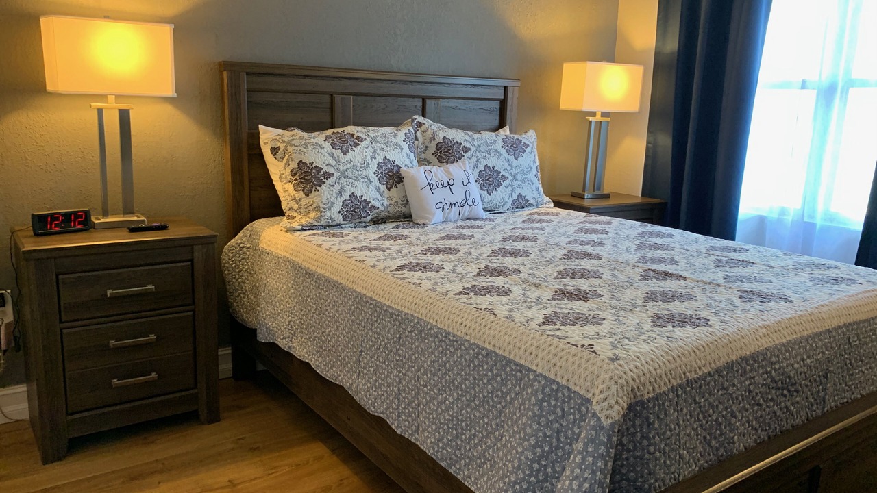 Photo of Bedroom in Florida Center