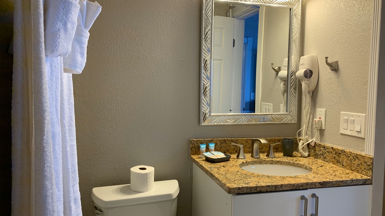 Photo of Bathroom in Florida Center