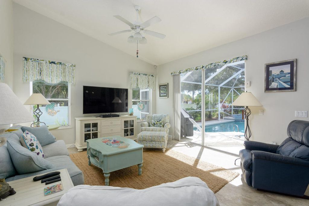 Photo of Livingroom in Merritt Island